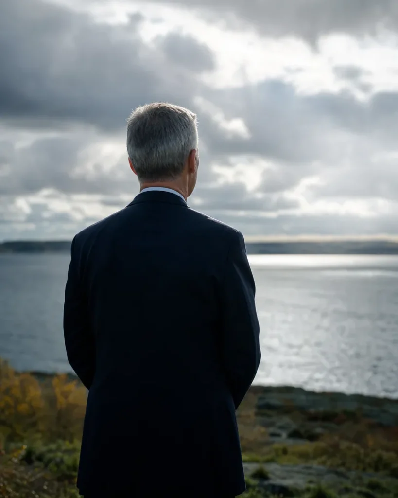 Hvor mye tjener Jens Stoltenberg?